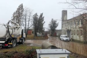 Vizită a şefilor din primărie la staţia de epurare a Ploieştiului. Ce se întâmpla cu construcţia neterminată