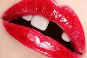 Studiu: Infecţiile gingivale cresc riscul de cancer mamar pentru femeile în vârstă