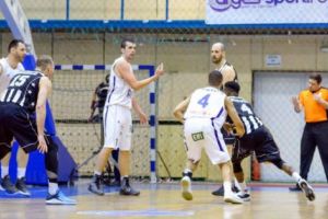 Baschetbaliştii piteşteni i-au umilit pe campioni