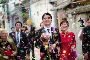 Idee pentru lupta anticorupţie: funcţionarii publici din Vietnam au interzis la nunţi scumpe. Se limitează şi numărul de invitaţi