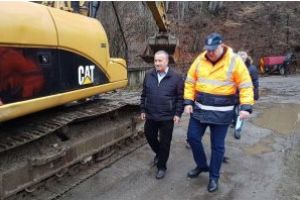 Investiţii de 21 milioane euro derulate de Consiliul Judeţean pentru reabilitarea a 35 km din DJ 677A Creţeni – Şirineasa