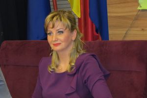 Senator Roxana Natalia Paţurcă – „AM REUŞIT SĂ NE UNIM FORŢELE ŞI SĂ READUCEM  PERFORMANŢA ŞCOLARĂ LA CĂLĂRAŞI!”