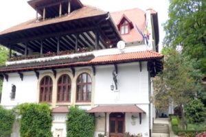 Ceremonial la Vila Florica. Maria Brătianu se alătură înaintaşilor săi