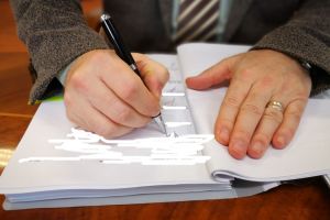 S-a semnat recepţia lucrărilor la reţelele de apă şi canalizare din Ineu, Pâncota, Şiria şi Galşa