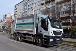 Curăţenie fără mini-vacanţă: De Paşti, RER Vest colectează deşeurile fără întrerupere