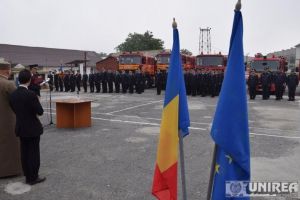 Peste 4.600 de pompieri salvatori vor fi, zilnic, la datorie de Paşte. Controale pe linia prevenirii incendiilor la biserici şi unităţi de cazare, în Săptămâna Mare