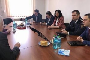 Prefectii de Timis si Hunedoara, intalnire pentru un trafic fluid intre iesirea de pe autostrada si Deva