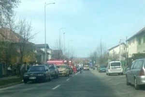 FOTO – Carambol cu patru maşini pe strada Moldoveanu. Vinovată o şoferiţă