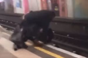 Accident TERIFIANT pe ȘINELE de la METROU. Avem IMAGINILE - VIDEO 