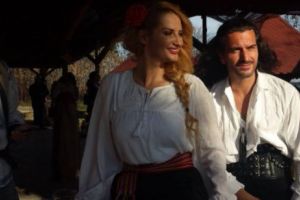 DIVORȚ SECRET în showbiz-ul românesc! Și-au spus oficial ADIO după 17 ani de căsnicie, iar acum e cu ALT BĂRBAT. Imagini INCREDIBILE 