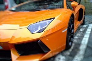 ANAF a scos la vânzare MAȘINI cu 500 de euro. VEDETA licitaţiei a fost un Lamborghini