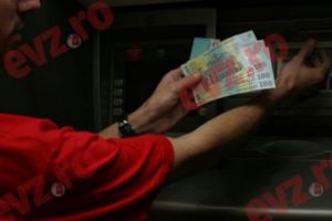 BĂNCILE de Paşte. Ce sucursale funcţionează cu program SPECIAL?