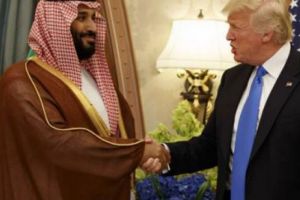 TRUMP îl ÎNARMEAZĂ pe prietenul său, PRINȚUL moştenitor al ARABIEI SAUDITE 