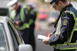 Poliţiştii au „periat” judeţul în prag de Paşte: Razii în pieţe, târguri, în trenuri şi pe şoselele din Bihor