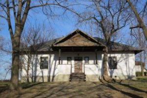 Nişte abatoare de găini din Vaslui bagă gaz acasă la Eminescu