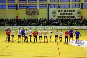 Echipa de handbal a Universităţii Suceava a primit prima tranşă de la Primăria Suceava, de ...