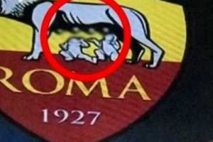 O TELEVIZIUNE cenzurează ŢÂŢELE lupoaicei de la Roma. Furtună pe reţelele de socializare