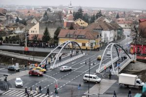 Bărbat căzut în râul Cibin. Este în stare critică