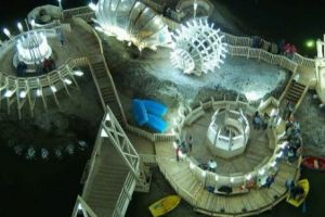 INCIDENT grav la Salina Turda. 19 turişti, blocaţi într-un carusel