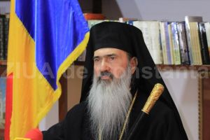 IPS Teodosie, Arhiepiscopul Tomisului, in Pastorala de Paste: Moartea de pe cruce si invierea Mantuitorului Hristos inseamna impacarea noastra cu Dumnezeu“