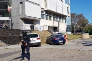 Prinşi în flagrant de tâlhărie îşi petrec Paştele în Arestul Poliţiei Constanţa