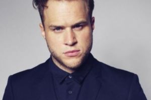 ŞI-A ARĂTAT BĂRBĂŢIA? Controverse în jurul unui show de talente. Reacţii acide în direcţia AUTORULUI CELEBRU. Foto în articol