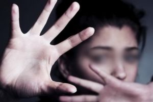 Aveţi grijă pe unde umblaţi! O tânără a trecut prin clipe de coşmar în Oradea, fiind agresată de un bărbat dubios în Rogerius