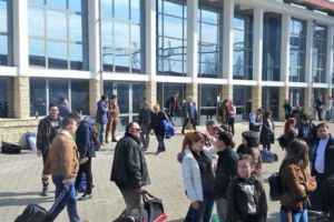 CFR Călători este cheltuieşte peste 12 milioane de lei pentru servicii de salubrizare