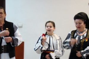 FOTO: Mini-concert de Joia Mare, în casa B-Unicilor