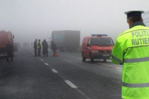 PERICOL de EXPLOZIE la Ploieşti. O cisternă cu GPL s-a RĂSTURNAT 