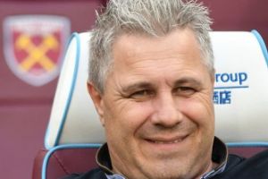 FOTBAL EUROPEAN. Marius Șumudică a suferit o nouă UMILINȚĂ în Turcia. Echipa românului ai pierdut la 4 goluri diferenţă meciul cu Trabzonspor