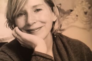 Scriitoarea britanică Nicola Wilson, autoarea piesei de teatru 