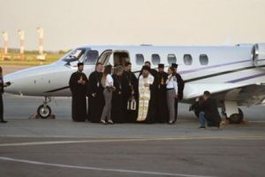 News Alert! Lumina SFÂNTĂ a ajuns în România 