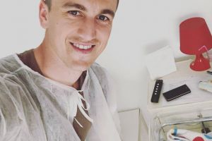 FOTO. Cel mai titrat fotbalist sătmărean, Florin Gardoş, a devenit tătic!