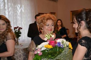 Isabella Ionita, director Colegiul Naional – Alexandru Lahovari Ramnicu Valcea: Bucuria Învierii Domnului să vă inunde sufletul cu pace!