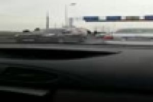 Accindent la Praktiker, sâmbătă dimineaţa. Șoferul era deja ”udat” de Paşte - VIDEO