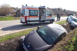 Accident rutier grav in judetul Tulcea. Iata in ce pozitie au ajuns autoturismele implicate