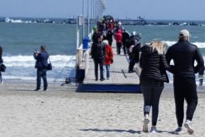 PAȘTE ÎNSORIT PE LITORAL-Foto