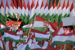 Alegeri în Ungaria: cetăţenii maghiari îşi desemnează duminică parlamentarii