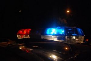 Sancţionaţi de poliţişti pentru transport de material lemnos fără documente