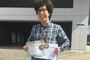 Sergiu Petruşca, cel mai bun la proba practică a naţionalei de chimie. Gândurile unui olimpic