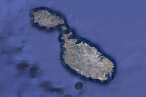 Tragedie in Malta. Doi turisti au murit si mai multi au fost raniti dupa o plimbare cu autobuzul etajat. Ce s-a intamplat