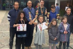 Șapte medalii, patru titluri pentru şahiştii mureşeni