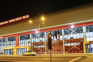 Un bărbat a încercat să-şi scoată fiul din ţara cu o declaraţie notarială falsă