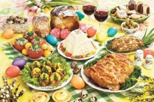 Cum să foloseşti resturile de mâncare rămase după Paşte. Ce poţi face cu drobul de miel, friptura, cozonacul sau ouăle fierte. Câteva idei de ”reciclare”