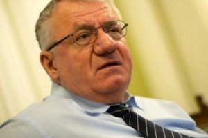 Ultranaţionalistul sârb Seselj va fi judecat după ACHITAREA în primă instanţă pentru CRIME de RĂZBOI