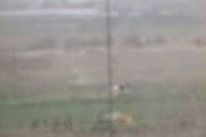 FILMARE ŞOCANTĂ: Un lunetist israelian ÎMPUŞCĂ UN MANIFESTANT palestinian şi apoi se bucură