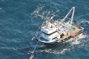 Pescador turcesc prins la braconat în Marea Neagră, urmărit cu focuri de armă de Poliţia de Frontieră

