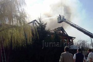 Pagube imense pentru familia Antal! Locuinţa şi restaurantul NU ERAU ASIGURATE!