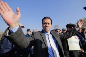 Liderii de filiale PNL vor fi zburati din functii. Strategia lui Orban pentru europarlamentare